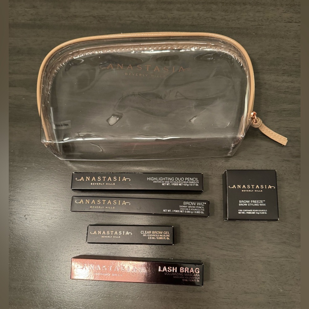 Anastasia Beverly Hills Makeup Set with Clear Bag
